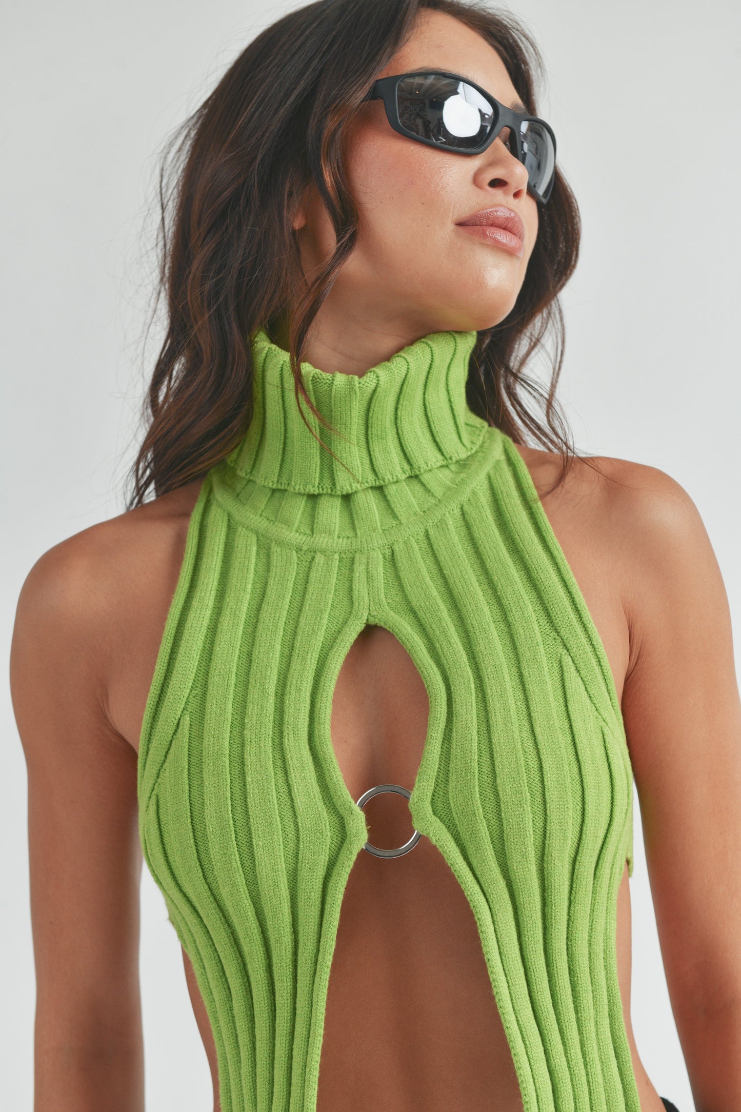 Turtleneck Sleeveless Cropped Knitted Top