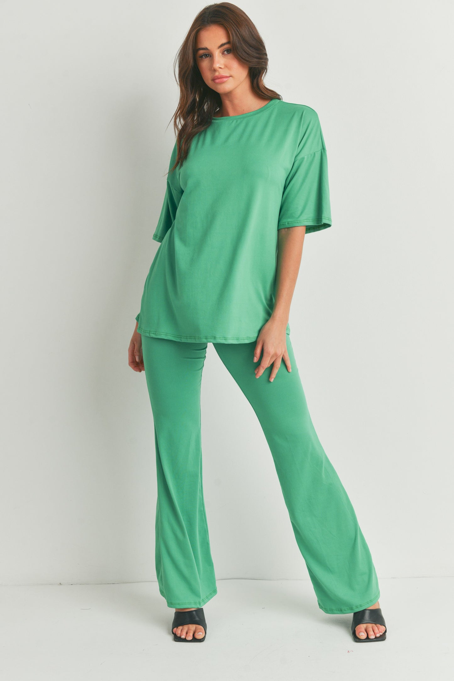 Short Sleeve Oversized T-Shirt and Pants - 2 Piece Set