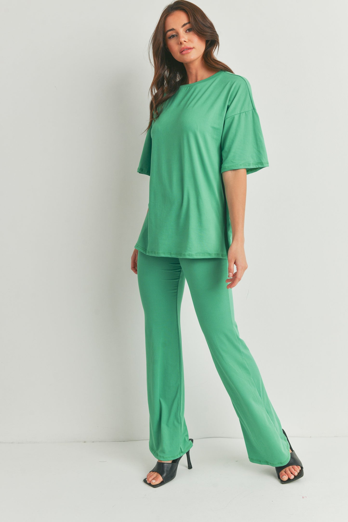 Short Sleeve Oversized T-Shirt and Pants - 2 Piece Set