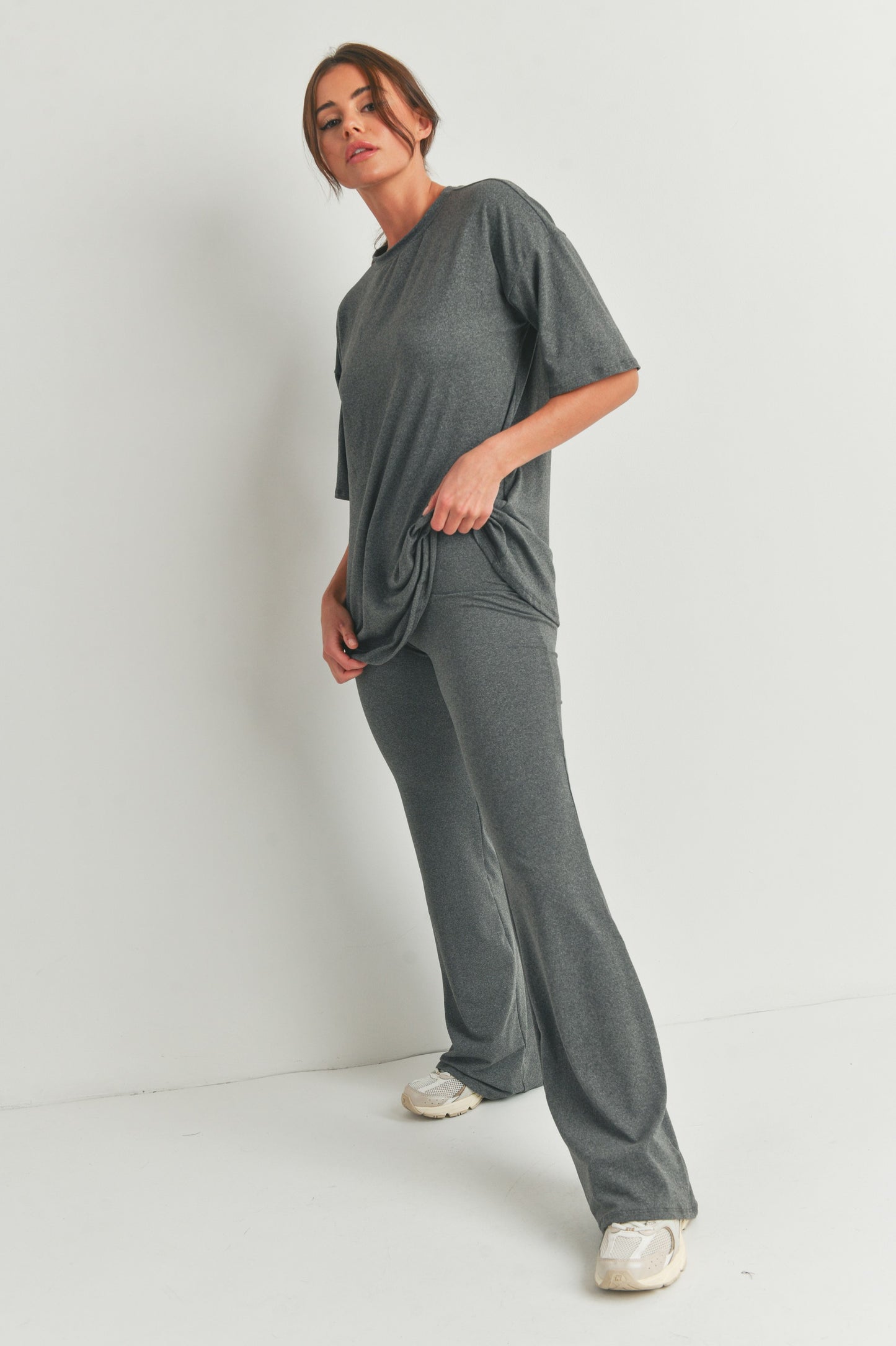 Short Sleeve Oversized T-Shirt and Pants - 2 Piece Set