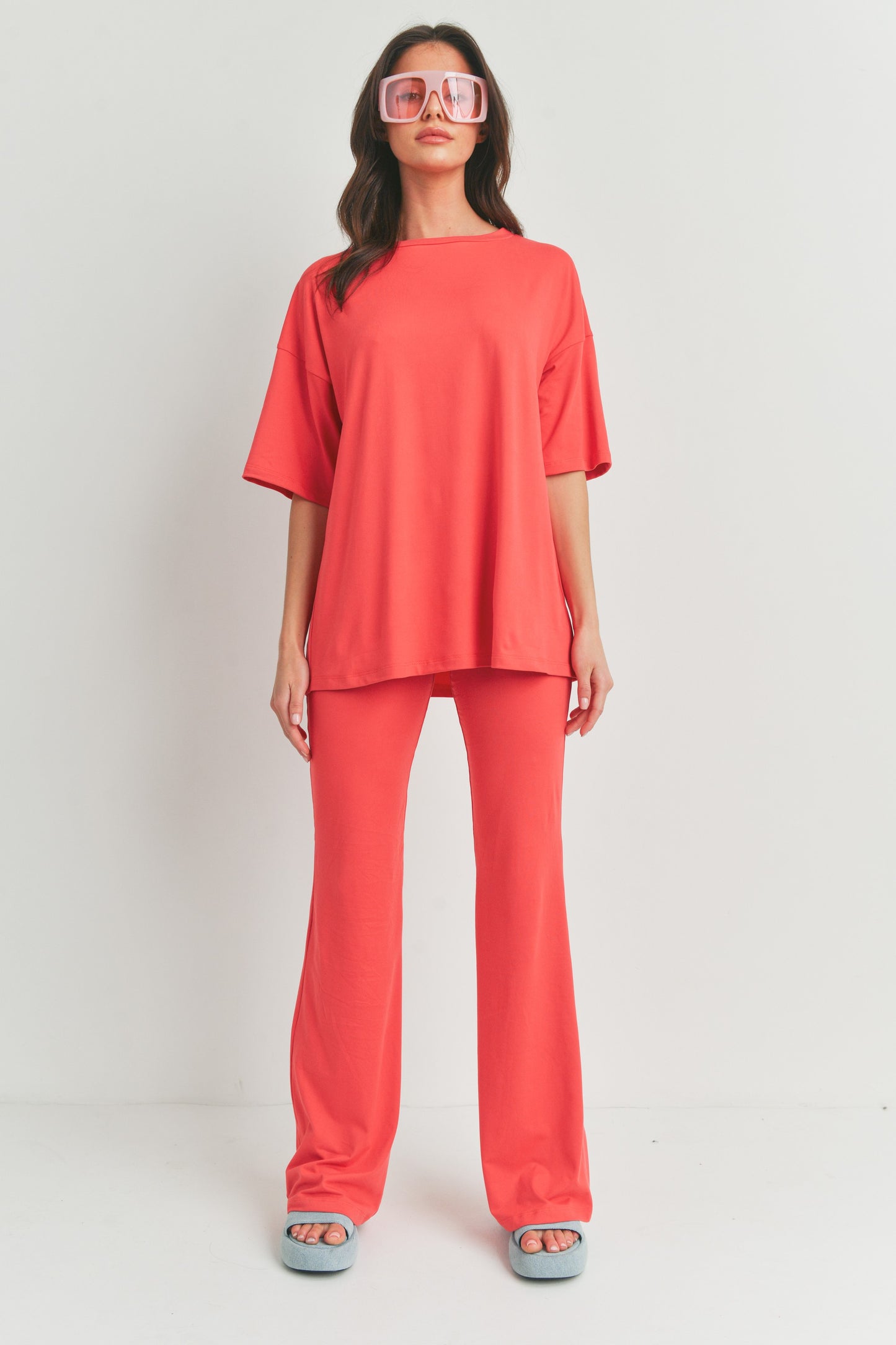 Short Sleeve Oversized T-Shirt and Pants - 2 Piece Set