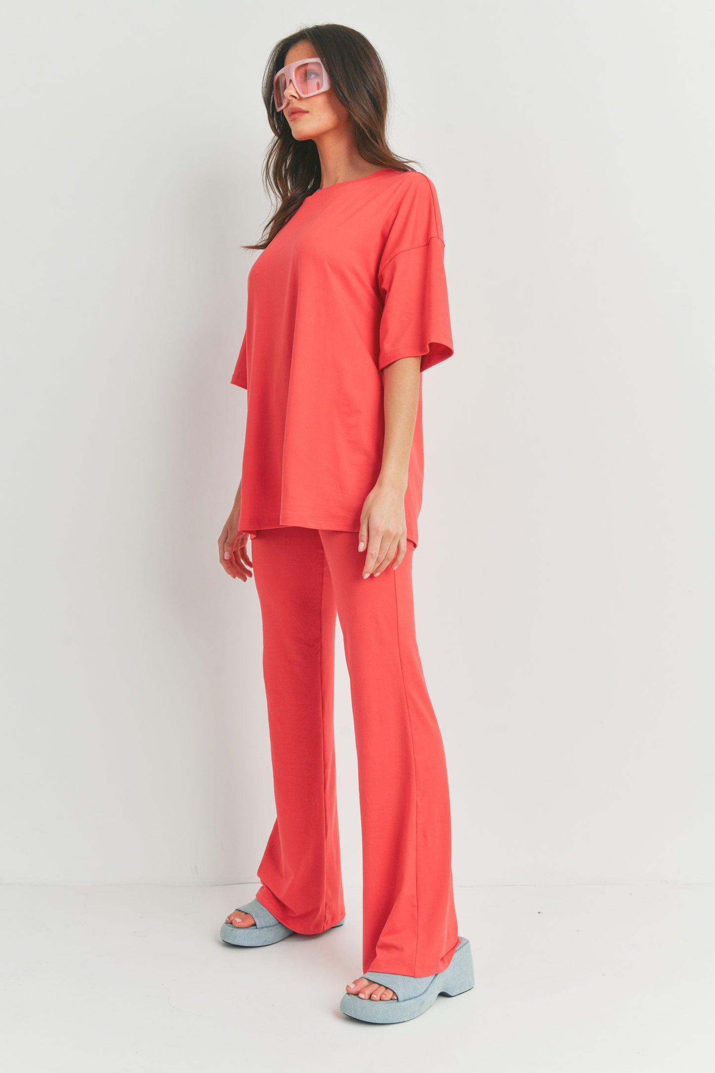 Short Sleeve Oversized T-Shirt and Pants - 2 Piece Set